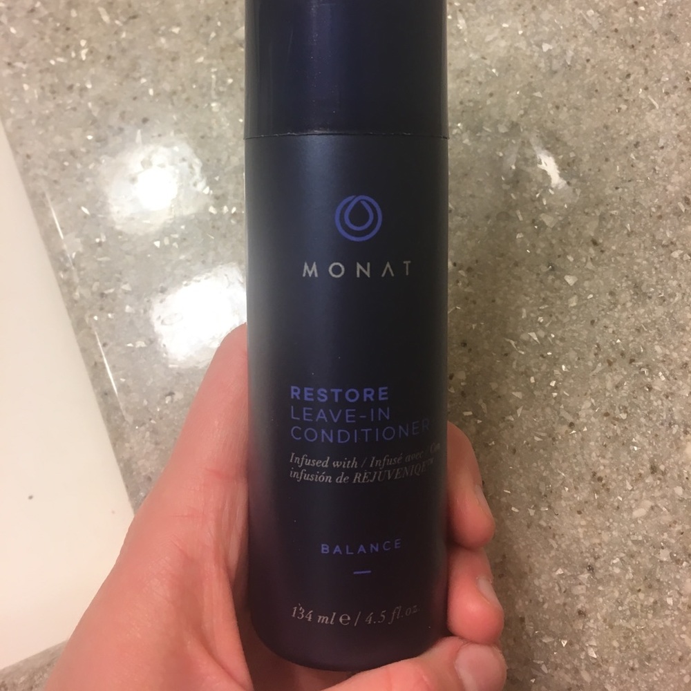 Monat leave-in conditioner